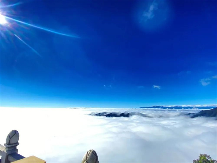 奔赴雞足山，看最美天際線，打卡大理小眾旅游地