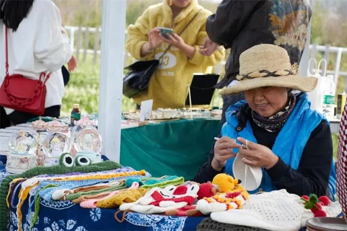 大理旅行：洱海邊，稻田里的集市；“文藝小青年們“”不一樣的